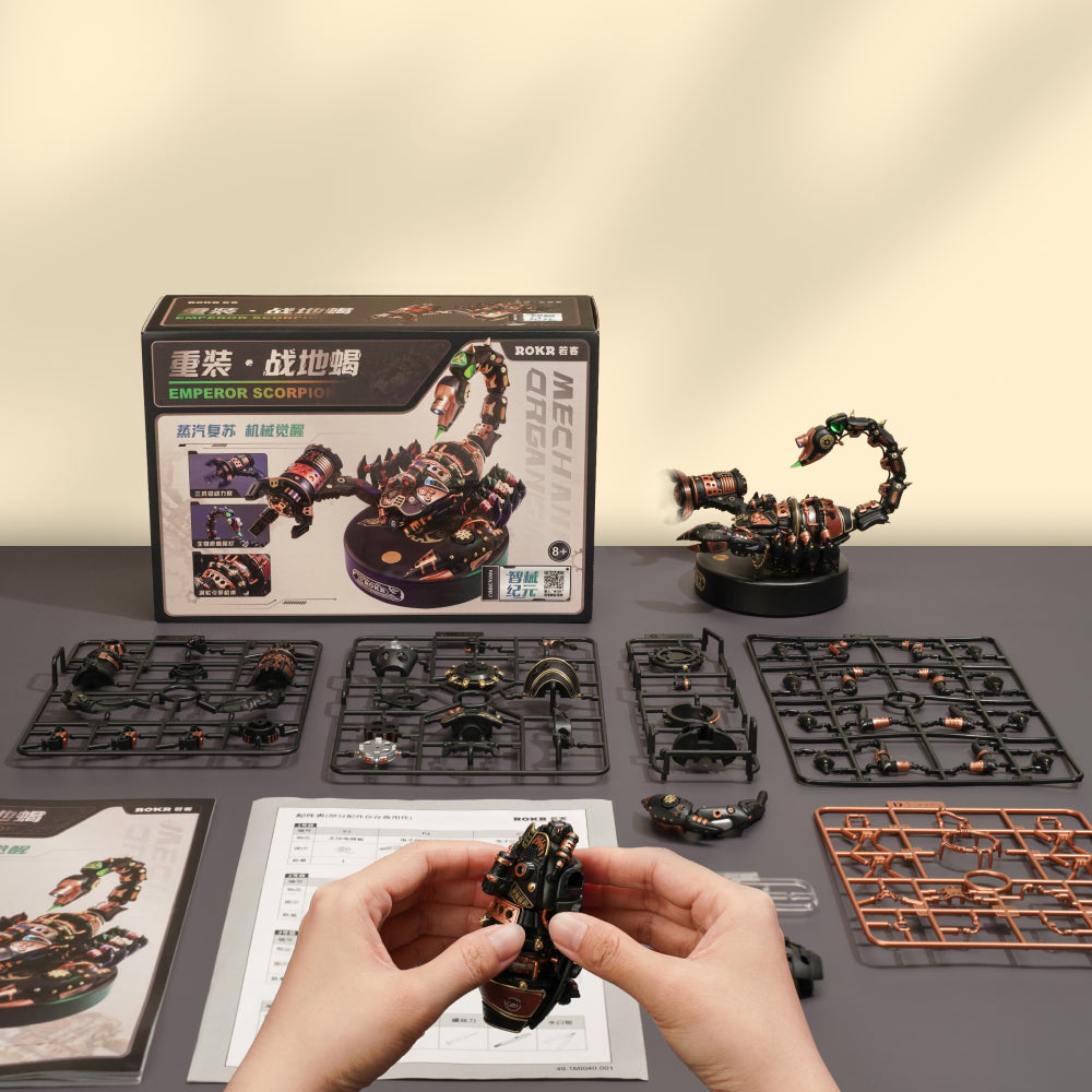 Keizerschorpioen - Emperor Scorpion Model - MI04 - Robotime - BuilDIY