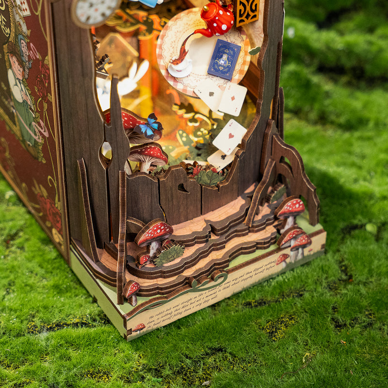 Alice in Wonderland Boek