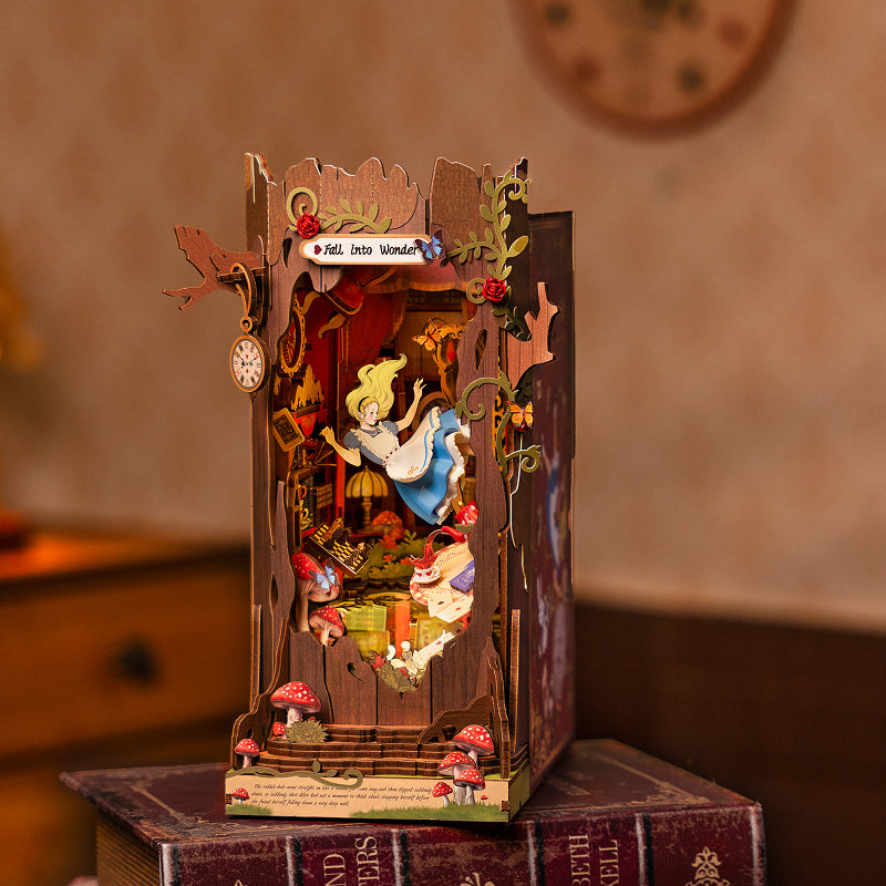 Alice in Wonderland Boek