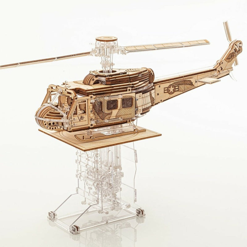 Militaire Helikopter (met Helipad)